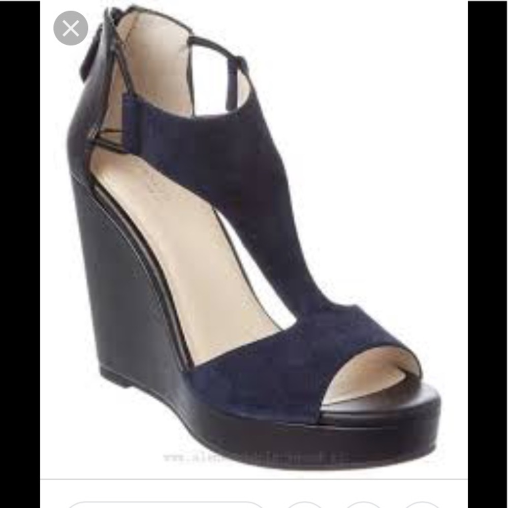 7.5 M Kenneth Cole Hayley KC Blue suede wedge New